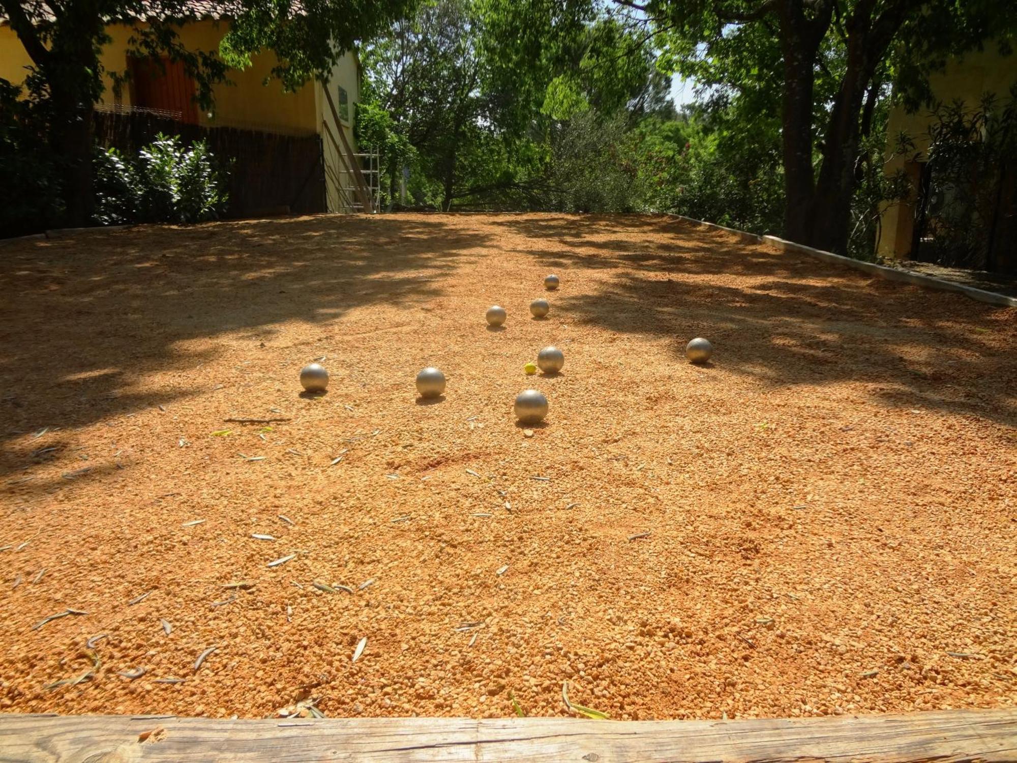 Les Olives Lägenhet Uzès Exteriör bild