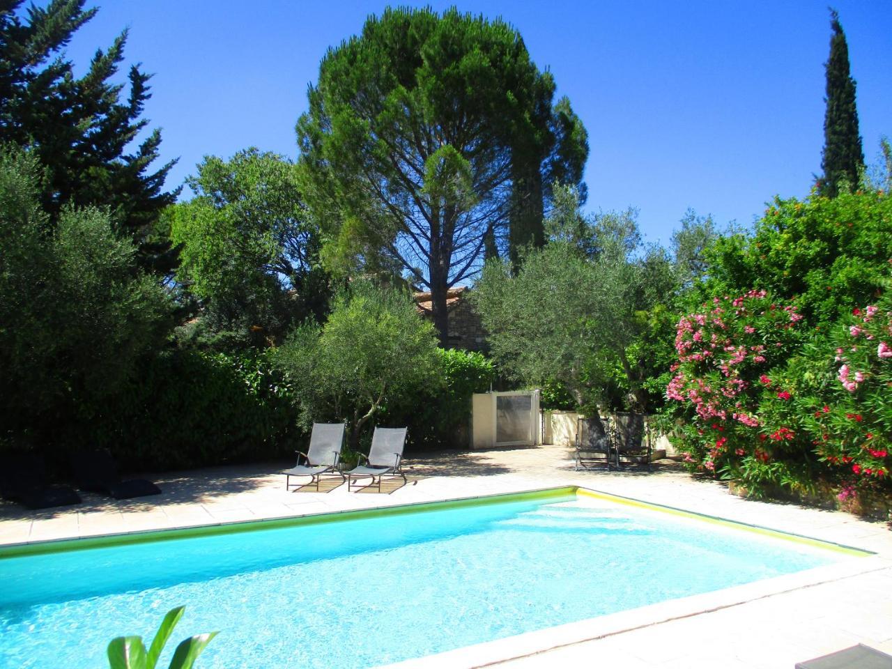Les Olives Lägenhet Uzès Exteriör bild